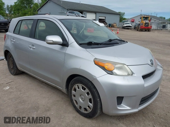 2013 Scion xD z VIN JTKKUPB4XD1038754, wystawiony jako IAAI lot #42231402 z przebiegiem 157 648 mil mil oraz . Historia ofert i sprzedaży dostępna na DreamBid. Obrazek 1.