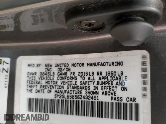 2006 Pontiac Vibe z VIN 5Y2SL65856Z432461, wystawiony jako Copart lot #57592795 z przebiegiem Nie podano mil oraz Nie do naprawy • Non repairable. Historia ofert i sprzedaży dostępna na DreamBid. Obrazek 12.