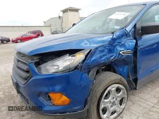 2019 Ford Escape S с VIN 1FMCU0F78KUB26300, выставлен на аукционе IAAI как лот 42149726 с пробегом 102 579 миль миль и . История ставок и продаж доступна на DreamBid. Изображение 6.
