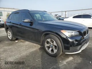2015 BMW X1 sDrive28i with VIN WBAVM1C50FV315123, listed as a Copart auction lot 87255134 with 96,063 mi miles and Salvage Title. Bid and sale history available at carsss.com. Image 4.
