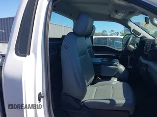 2023 Ford F-250 XL with VIN 1FTBF2AA6PEE09157, listed as a IAAI auction lot 42629266 with 15,571 mi miles and . Bid and sale history available at DreamBid. Image 8.