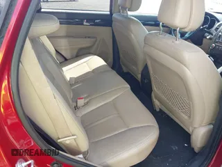 2011 Kia Sorento EX z VIN 5XYKUDA12BG034742, wystawiony jako IAAI lot #42151035 z przebiegiem 134 006 mil mil oraz . Historia ofert i sprzedaży dostępna na DreamBid. Obrazek 8.