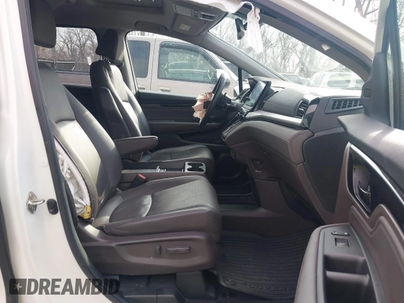 2019 Honda Odyssey Elite with VIN 5FNRL6H93KB117922, listed as a IAAI auction lot 41582622 with 25,327 mi miles and . Bid and sale history available at DreamBid. Image 5.