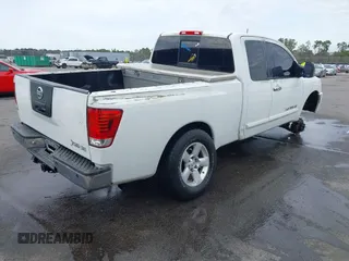 2005 Nissan Titan SE с VIN 1N6AA06B55N513861, выставлен на аукционе IAAI как лот 41453425 с пробегом 288 526 миль миль и . История ставок и продаж доступна на DreamBid. Изображение 4.