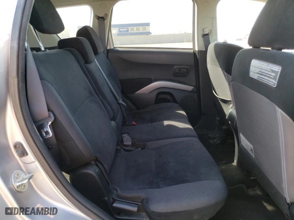 2007 Mitsubishi Outlander LS with VIN JA4MT31X57Z012313, listed as a Copart auction lot 48812055 with 139,066 mi miles and Salvage Title. Bid and sale history available at carsss.com. Image 11.