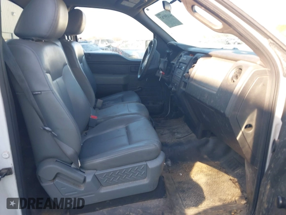 2012 Ford F-150 XL with VIN 1FTMF1CM6CKD65991, listed as a IAAI auction lot 41659767 with 263,099 mi miles. Bid and sale history available at carsss.com. Image 5.