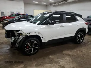 2022 Chevrolet TrailBlazer RS with VIN KL79MUSL4NB082057, listed as a Copart auction lot 47556905 with 23,567 mi miles and Salvage Title. Bid and sale history available at DreamBid. Image 1.