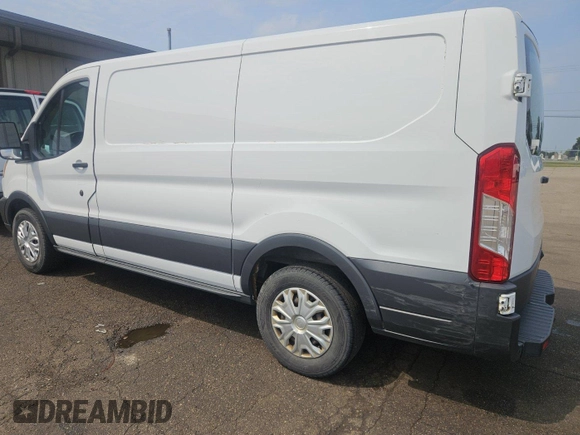 2017 Ford Transit z VIN 1FTYE1ZM7HKA10220, wystawiony jako IAAI lot #42905382 z przebiegiem 143 262 mil mil oraz . Historia ofert i sprzedaży dostępna na DreamBid. Obrazek 7.