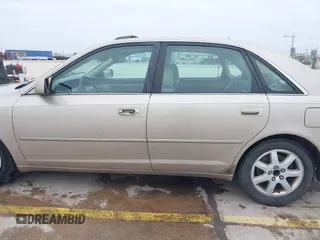 2000 Toyota Avalon XL with VIN 4T1BF28B0YU024842, listed as a IAAI auction lot 41630268 with 260,586 mi miles and . Bid and sale history available at DreamBid. Image 14.