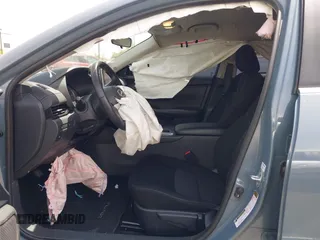 2024 Nissan Sentra SV with VIN 3N1AB8CV8RY300525, listed as a IAAI auction lot 42232919 with 19,837 mi miles and . Bid and sale history available at DreamBid. Image 5.