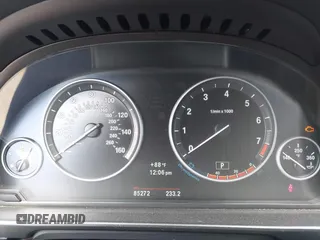 2013 BMW 5 Series 528i with VIN WBAXG5C50DDY34618, listed as a IAAI auction lot 42018050 with 85,272 mi miles and . Bid and sale history available at carsss.com. Image 7.