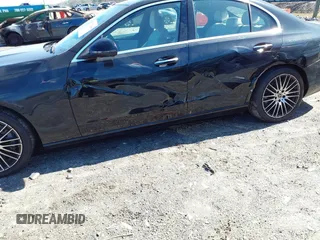 2022 Mercedes-Benz C 300 with VIN W1KAF4GB2NR051929, listed as a IAAI auction lot 41752846 with 16,673 mi miles and . Bid and sale history available at DreamBid. Image 6.