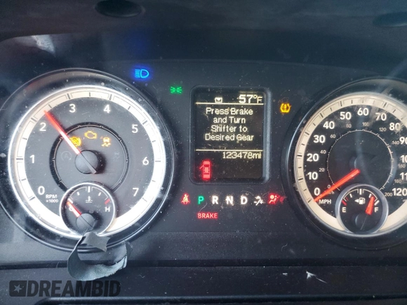 2013 Ram 1500 Tradesman z VIN 1C6RR6FG3DS711410, wystawiony jako Copart lot #50556485 z przebiegiem 123 478 mil mil oraz Szkoda całkowita • Salvage title. Historia ofert i sprzedaży dostępna na DreamBid. Obrazek 9.