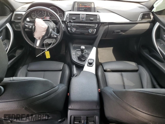 2018 BMW 3 Series 320i with VIN WBA8A9C5XJAH12605, listed as a Copart auction lot 53277105 with 78,833 mi miles and Salvage title. Bid and sale history available at DreamBid. Image 8.