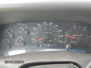 2001 Ford Super Duty F-250 XL with VIN 1FTNX21F11EA22593, listed as a Copart auction lot 43002145 with 213,819 mi miles and Salvage Title. Bid and sale history available at carsss.com. Image 9.