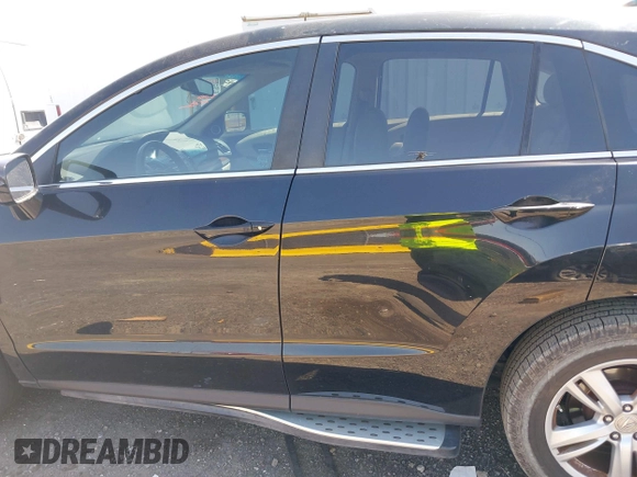 2014 Acura RDX Technology with VIN 5J8TB3H57EL010816, listed as a IAAI auction lot 42094338 with Not provided miles and . Bid and sale history available at DreamBid. Image 13.