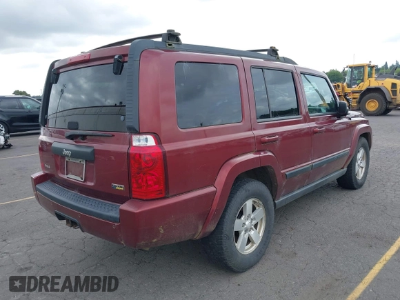 2007 Jeep Commander Sport с VIN 1J8HG48P97C599005, выставлен на аукционе IAAI как лот 42269399 с пробегом Не указан миль и . История ставок и продаж доступна на DreamBid. Изображение 4.