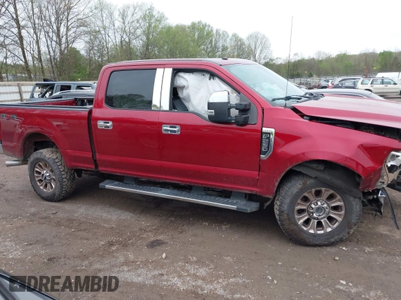2017 Ford Super Duty F-250 SRW Lariat with VIN 1FT7W2B60HEE43855, listed as a IAAI auction lot 41972557 with 66,835 mi miles. Bid and sale history available at carsss.com. Image 13.