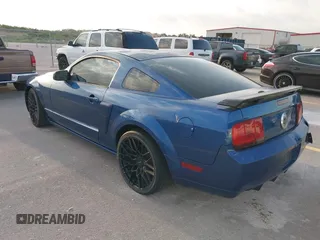 2007 Ford Mustang GT Deluxe с VIN 1ZVHT82H575243065, выставлен на аукционе IAAI как лот 42467593 с пробегом 316 877 миль миль и . История ставок и продаж доступна на DreamBid. Изображение 3.