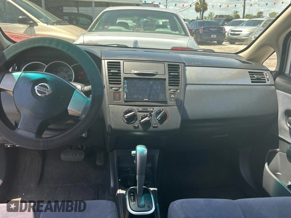 2007 Nissan Versa 1.8 S with VIN 3N1BC13E17L377109, listed as a Copart auction lot 54001065 with 172,236 mi miles and Clean Title. Bid and sale history available at carsss.com. Image 9.