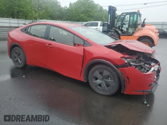 2023 Toyota Prius LE z VIN JTDACAAU7P3002906, wystawiony jako Copart lot #56952795 z przebiegiem 38 900 mil mil oraz Nie do naprawy • Non repairable. Historia ofert i sprzedaży dostępna na DreamBid. Obrazek 4.