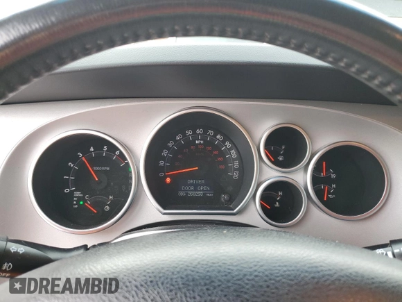 2008 Toyota Sequoia Platinum with VIN 5TDZY67A28S014055, listed as a Copart auction lot 81816774 with 268,293 mi miles and Salvage Title. Bid and sale history available at carsss.com. Image 9.