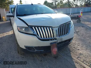 2013 Lincoln MKX with VIN 2LMDJ6JK0DBL13474, listed as a IAAI auction lot 41141919 with 133,344 mi miles. Bid and sale history available at carsss.com. Image 6.