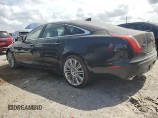 2016 Jaguar XJ Portfolio with VIN SAJWJ2GD5G8V96800, listed as a Copart auction lot 54408145 with 55,835 mi miles and Clean Title. Bid and sale history available at DreamBid. Image 2.
