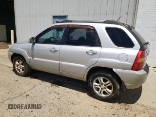 2005 Kia Sportage LX with VIN KNDJE723657067187, listed as a Copart auction lot 57403525 with 228,648 mi miles and Clean title. Bid and sale history available at DreamBid. Image 2.