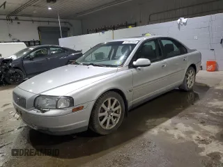 2002 Volvo S80 z VIN YV1TS91DX21270549, wystawiony jako Copart lot #87962365 z przebiegiem 190 296 mil mil oraz Szkody całkowita. Historia ofert i sprzedaży dostępna na DreamBid. Obrazek 1.