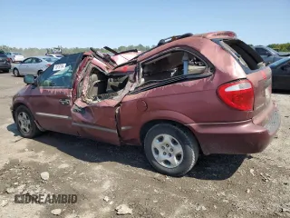 2002 Dodge Caravan SE with VIN 1B8GP24312B507812, listed as a Copart auction lot 70818194 with Not Provided miles and Non Repairable. Bid and sale history available at carsss.com. Image 2.