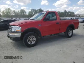 2000 Ford F-150 XL with VIN 1FTZF1824YNB06211, listed as a Copart auction lot 61137885 with 199,934 mi miles and Salvage title. Bid and sale history available at DreamBid. Image 1.