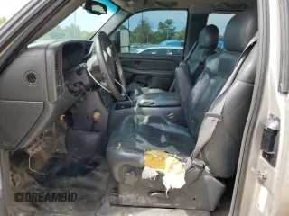 2007 GMC Sierra 2500HD SLE1 z VIN 1GTHK29D57E164940, wystawiony jako Copart lot #71756044 z przebiegiem 371 493 mil mil oraz Nie do naprawy • Non repairable. Historia ofert i sprzedaży dostępna na DreamBid. Obrazek 7.