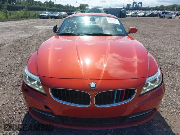 2014 BMW Z4 sDrive28i with VIN WBALL5C59EJ105837, listed as a IAAI auction lot 42466707 with 65,847 mi miles and . Bid and sale history available at DreamBid. Image 12.
