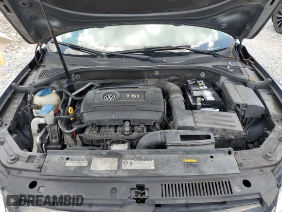 2015 Volkswagen Passat S with VIN 1VWAS7A31FC116893, listed as a Copart auction lot 51639775 with 15,500 mi miles and Clean title. Bid and sale history available at DreamBid. Image 11.