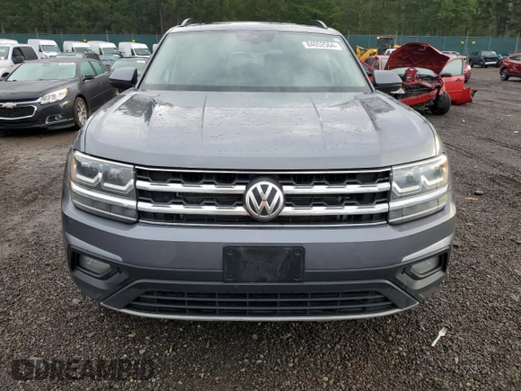 2020 Volkswagen Atlas SE with VIN 1V2UR2CA2LC502422, listed as a Copart auction lot 84052564 with 52,750 mi miles and Salvage title. Bid and sale history available at DreamBid. Image 5.