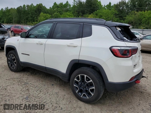 2020 Jeep Compass Trailhawk z VIN 3C4NJDDB1LT122251, wystawiony jako Copart lot #55255875 z przebiegiem 104 462 mil mil oraz Szkoda całkowita • Salvage title. Historia ofert i sprzedaży dostępna na DreamBid. Obrazek 2.