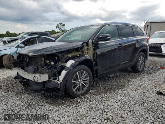 2018 Toyota Highlander SE с VIN 5TDKZRFH6JS530651, выставлен на аукционе Copart как лот 61350945 с пробегом 99 561 миль миль и Списание • Salvage title. История ставок и продаж доступна на DreamBid. Изображение 1.
