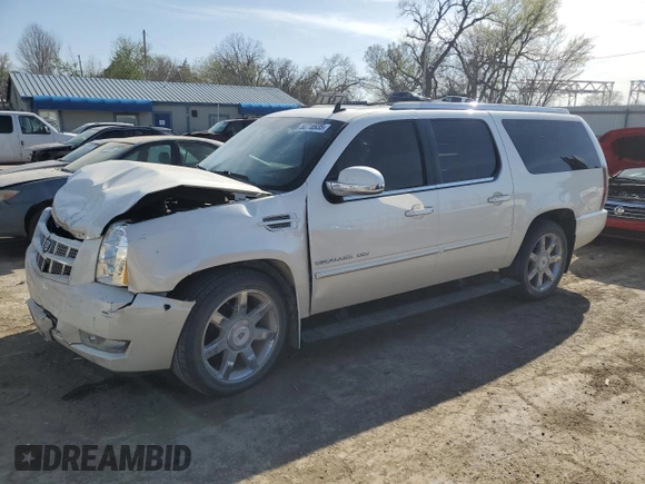 2013 Cadillac Escalade ESV Premium z VIN 1GYS4JEF3DR193014, wystawiony jako Copart lot #50716935 z przebiegiem 202 913 mil mil oraz Szkoda całkowita • Salvage title. Historia ofert i sprzedaży dostępna na DreamBid. Obrazek 1.