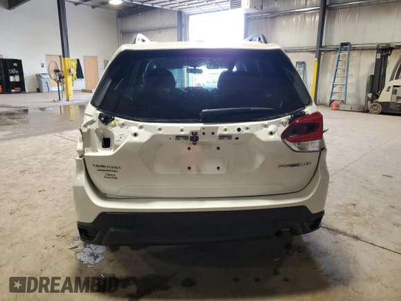 2023 Subaru Forester Premium с VIN JF2SKAEC5PH452213, выставлен на аукционе Copart как лот 62458905 с пробегом 13 180 миль миль и Списание • Salvage title. История ставок и продаж доступна на DreamBid. Изображение 6.