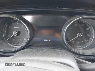 2020 Buick Encore GX Select z VIN KL4MMDSL1LB122826, wystawiony jako IAAI lot #41520875 z przebiegiem 65 805 mil mil oraz . Historia ofert i sprzedaży dostępna na DreamBid. Obrazek 7.