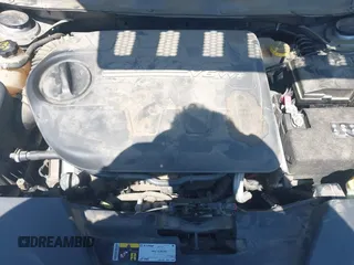 2016 Jeep Cherokee Latitude with VIN 1C4PJMCS4GW170322, listed as a IAAI auction lot 41841572 with 112,884 mi miles and . Bid and sale history available at carsss.com. Image 10.