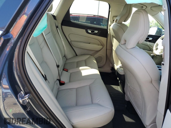 2019 Volvo XC60 Momentum with VIN LYVA22RK4KB235425, listed as a Copart auction lot 62744055 with 57,932 mi miles and Clean title. Bid and sale history available at DreamBid. Image 10.