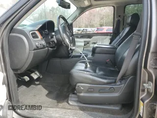 2013 Chevrolet Tahoe LT z VIN 1GNSKBE03DR181613, wystawiony jako Copart lot #49804675 z przebiegiem 227 939 mil mil oraz Szkoda całkowita • Salvage title. Historia ofert i sprzedaży dostępna na DreamBid. Obrazek 7.