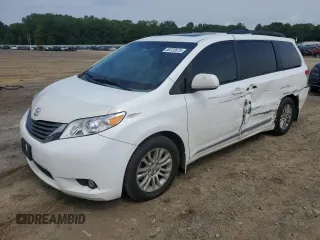 2013 Toyota Sienna XLE AAS with VIN 5TDYK3DC6DS362646, listed as a Copart auction lot 59722675 with 157,977 mi miles and Salvage title. Bid and sale history available at DreamBid. Image 1.