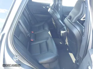 2019 Volvo XC60 Momentum with VIN LYV102DK9KB220044, listed as a IAAI auction lot 41860359 with 69,657 mi miles. Bid and sale history available at carsss.com. Image 8.