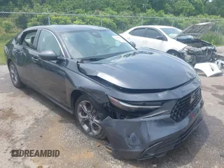 2024 Honda Accord EX с VIN 1HGCY1F33RA043754, выставлен на аукционе IAAI как лот 42290275 с пробегом 20 511 миль миль и . История ставок и продаж доступна на DreamBid. Изображение 1.