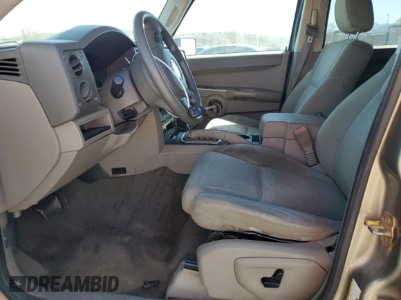 2006 Jeep Commander с VIN 1J8HG48N56C246824, выставлен на аукционе Copart как лот 50512095 с пробегом 164 131 миль миль и Чистый • Clean title. История ставок и продаж доступна на DreamBid. Изображение 7.