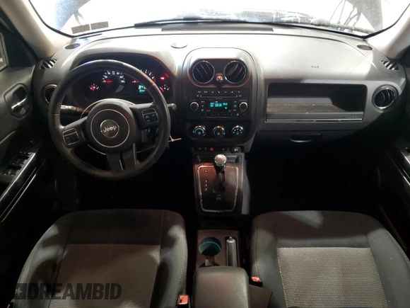 2011 Jeep Patriot Latitude with VIN 1J4NF1GB1BD219119, listed as a Copart auction lot 49386095 with 110,361 mi miles and Clean Title. Bid and sale history available at DreamBid. Image 8.