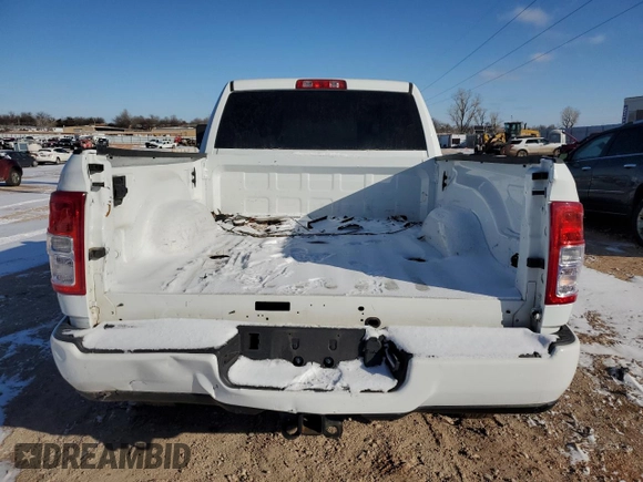 2022 Ram 2500 Big Horn with VIN 3C6UR5DL4NG405474, listed as a Copart auction lot 45743135 with 45,225 mi miles and Salvage Title. Bid and sale history available at carsss.com. Image 6.